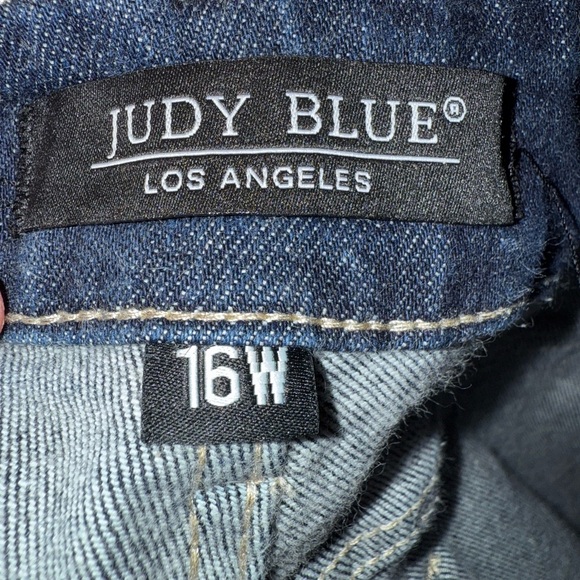 Judy Blue Women's Dark Blue Ankle Jeans - Picture 8 of 11